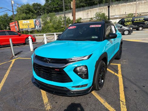 Used 2021 Chevrolet TrailBlazer RS w/ Sun and Liftgate Package AWD/4WD image 4