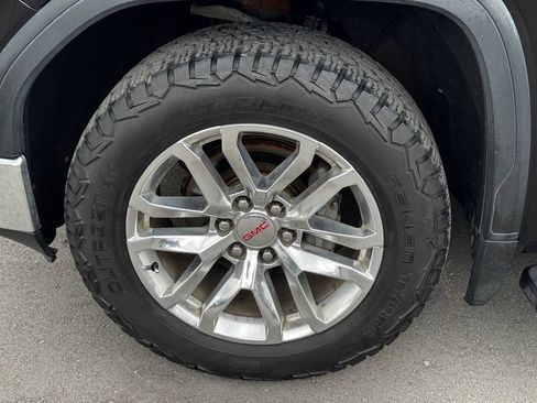 Used 2019 GMC Sierra 1500 SLT w/ SLT Premium Plus Package AWD/4WD image 44