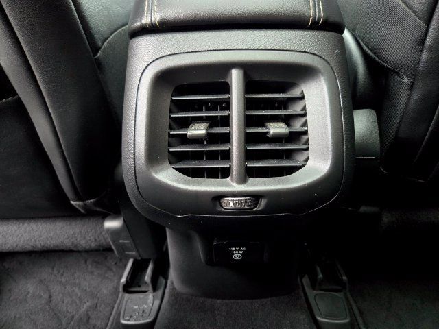 Used 2015 Jeep Cherokee Limited AWD/4WD image 17