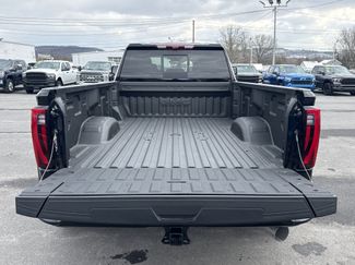 New 2026 GMC Sierra 3500 Denali w/ Technology Package video 5