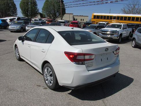 Used 2019 Subaru Impreza 2.0i image 5