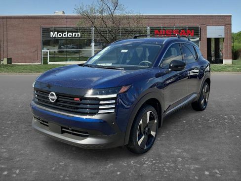 New 2026 Nissan Kicks SR image 1