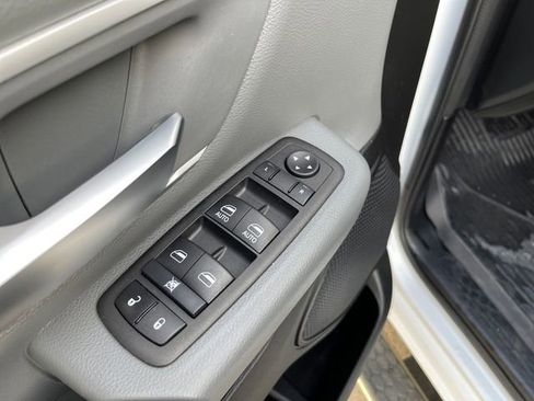 Used 2023 RAM 1500 Big Horn AWD/4WD image 11