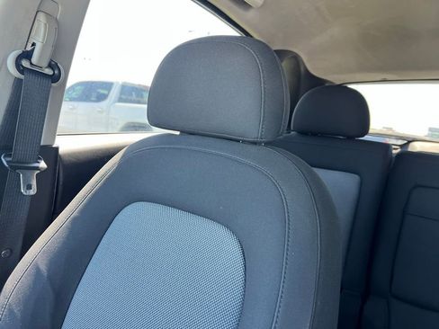 Used 2013 Chevrolet Captiva Sport LT FWD image 15
