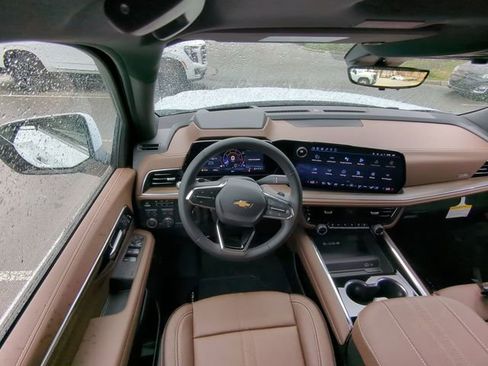 New 2026 Chevrolet Suburban High Country w/ Sun And Tow Package AWD/4WD image 40