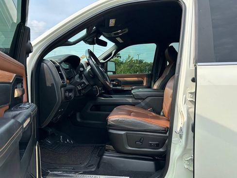 Used 2023 RAM 2500 Limited AWD/4WD image 15