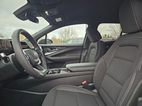 New 2026 Chevrolet Blazer EV LT image 11