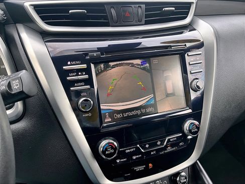 Used 2024 Nissan Murano Platinum w/ Cargo Package image 18