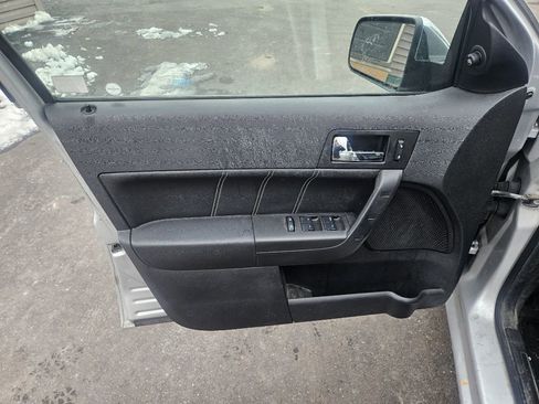 Used 2011 Ford Focus SEL w/ 301A Rapid Spec Order Code image 12