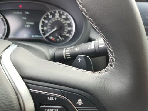 Used 2025 INFINITI QX50 Luxe image 37