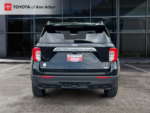 Used 2020 Ford Explorer XLT w/ Class III Trailer Tow Package AWD/4WD image 9