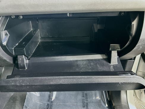 Used 2023 Toyota Tacoma SR image 32