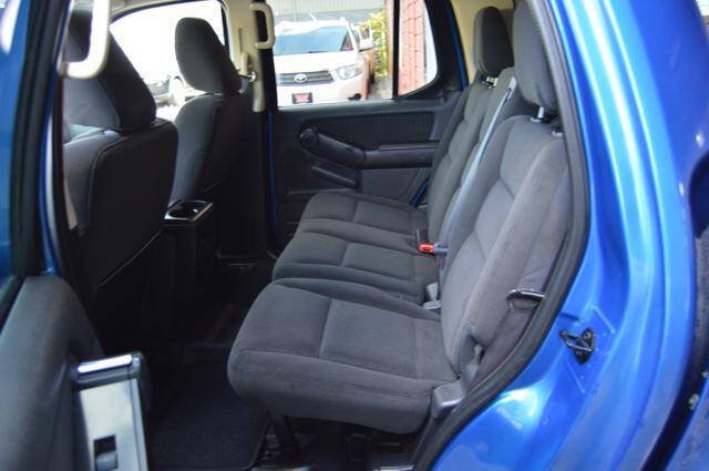 Used 2010 Ford Explorer Sport Trac XLT AWD/4WD image 17