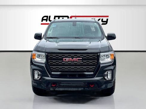 Used 2022 GMC Canyon AT4 w/ Trailering Package AWD/4WD image 2
