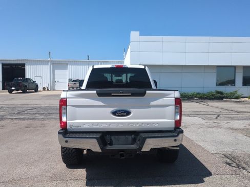 Used 2019 Ford F250 Lariat w/ Lariat Ultimate Package AWD/4WD image 6