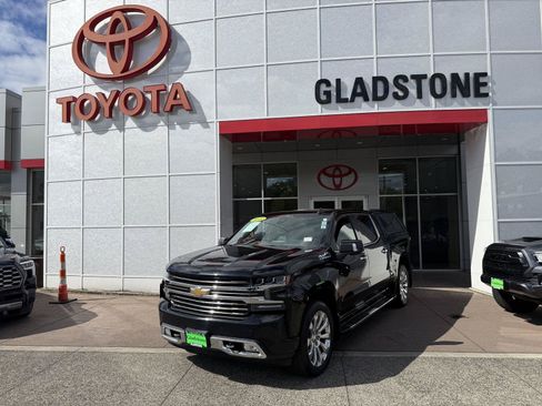 Used 2019 Chevrolet Silverado 1500 High Country AWD/4WD image 1