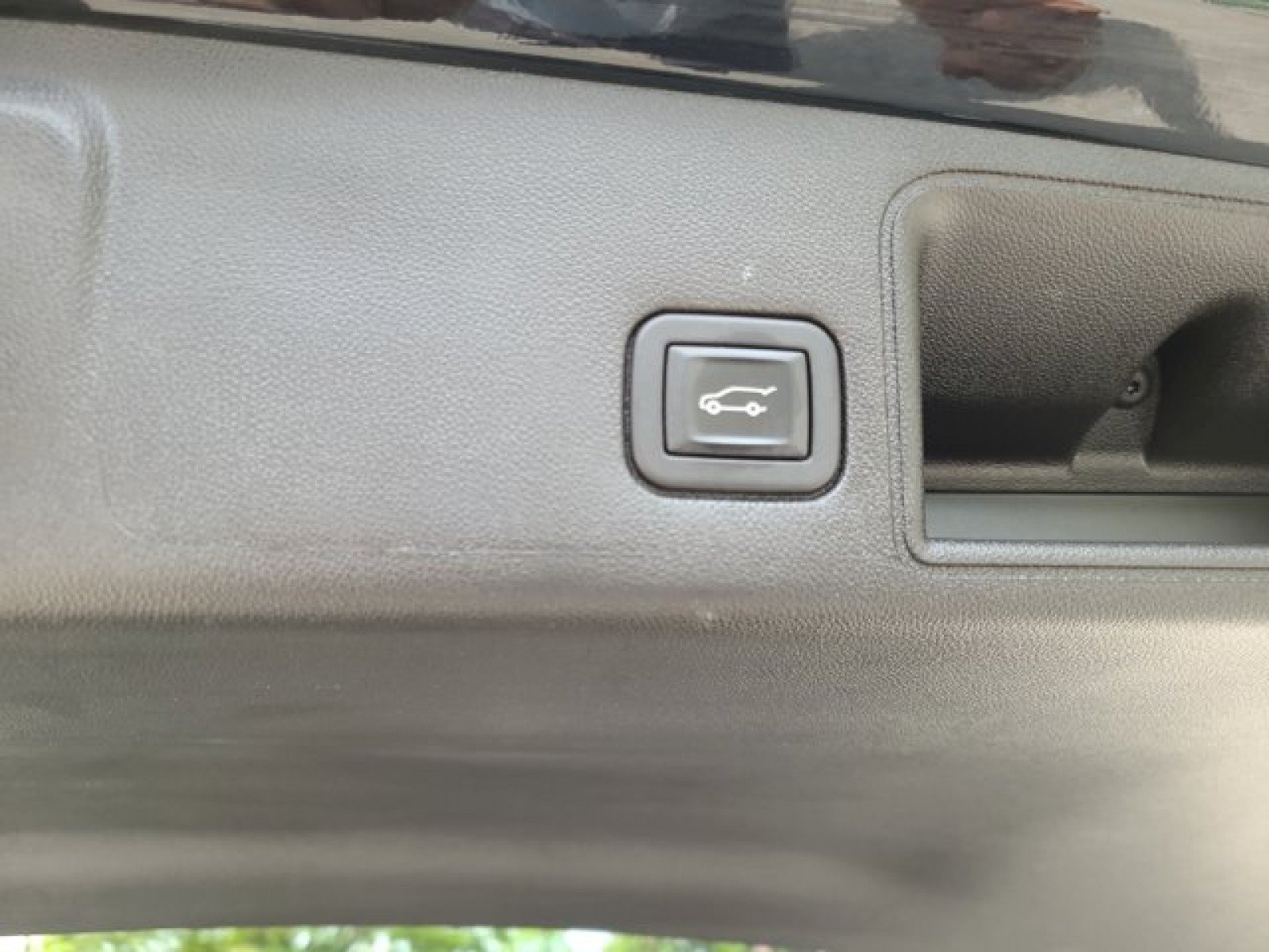 Used 2021 GMC Terrain SLT w/ Infotainment Package II AWD/4WD image 37
