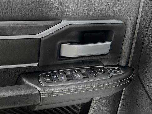 Used 2024 RAM 2500 Big Horn image 17