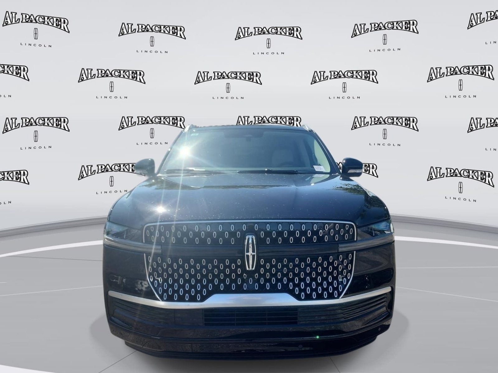 New 2026 Lincoln Navigator Premiere AWD/4WD image 8