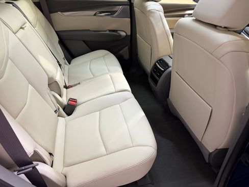 Certified 2024 Cadillac XT5 Premium Luxury FWD image 46