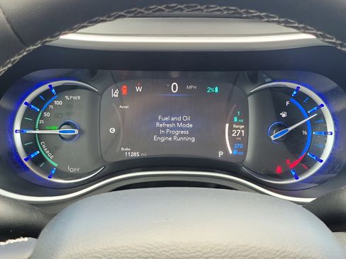 Used 2025 Chrysler Pacifica Select FWD image 21