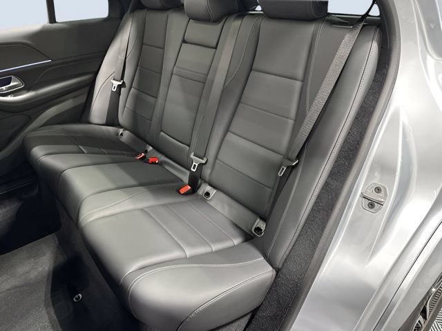 Used 2026 Mercedes-Benz GLE 450e 4MATIC image 33