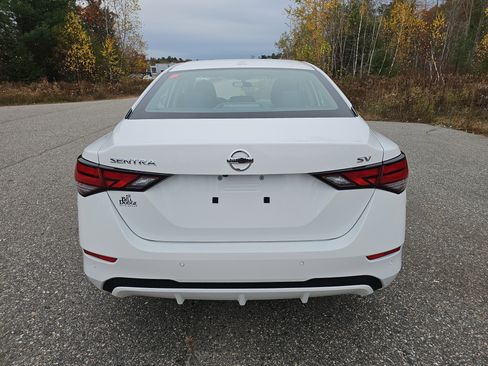 Certified 2023 Nissan Sentra SV image 6