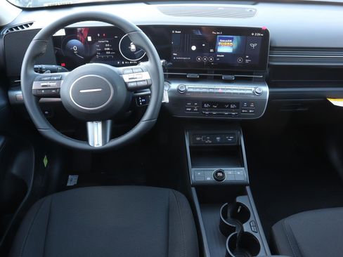 New 2025 Hyundai Kona SEL image 8
