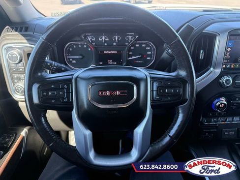 Used 2022 GMC Sierra 1500 SLT w/ SLT Premium Plus Package AWD/4WD image 14