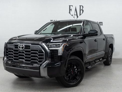 Used 2025 Toyota Tundra Platinum w/ TRD Off-Road Package AWD/4WD image 1