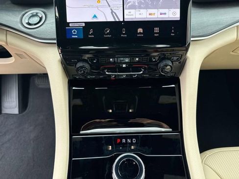 New 2025 Jeep Grand Cherokee L Limited w/ Luxury Tech Group II image 19