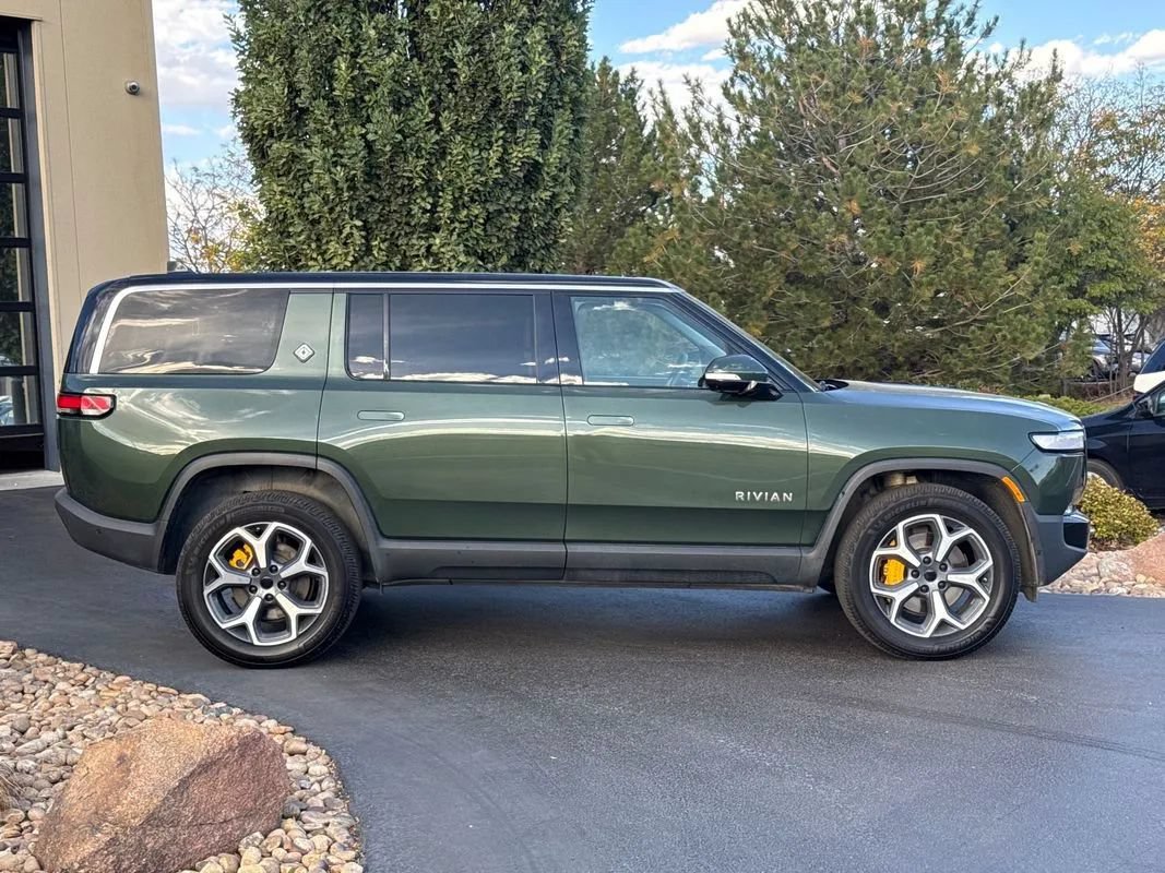 Used 2023 Rivian R1S Adventure Quad AWD/4WD image 7