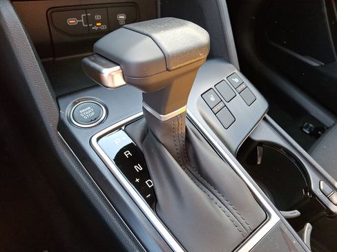 New 2026 Kia Sportage LX w/ LX Convenience Package FWD image 7