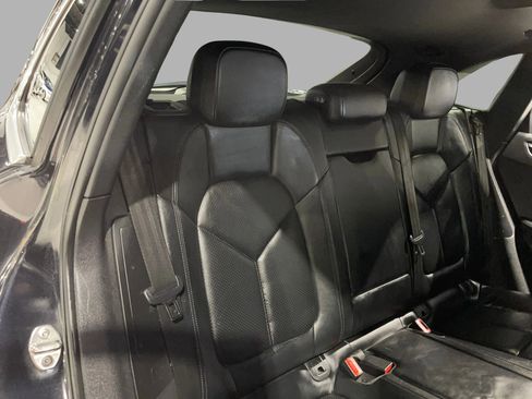 Used 2015 Porsche Macan S w/ Premium Package Plus image 30