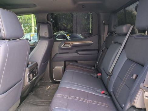 Used 2024 Chevrolet Silverado 1500 High Country w/ High Country Premium Package AWD/4WD image 16