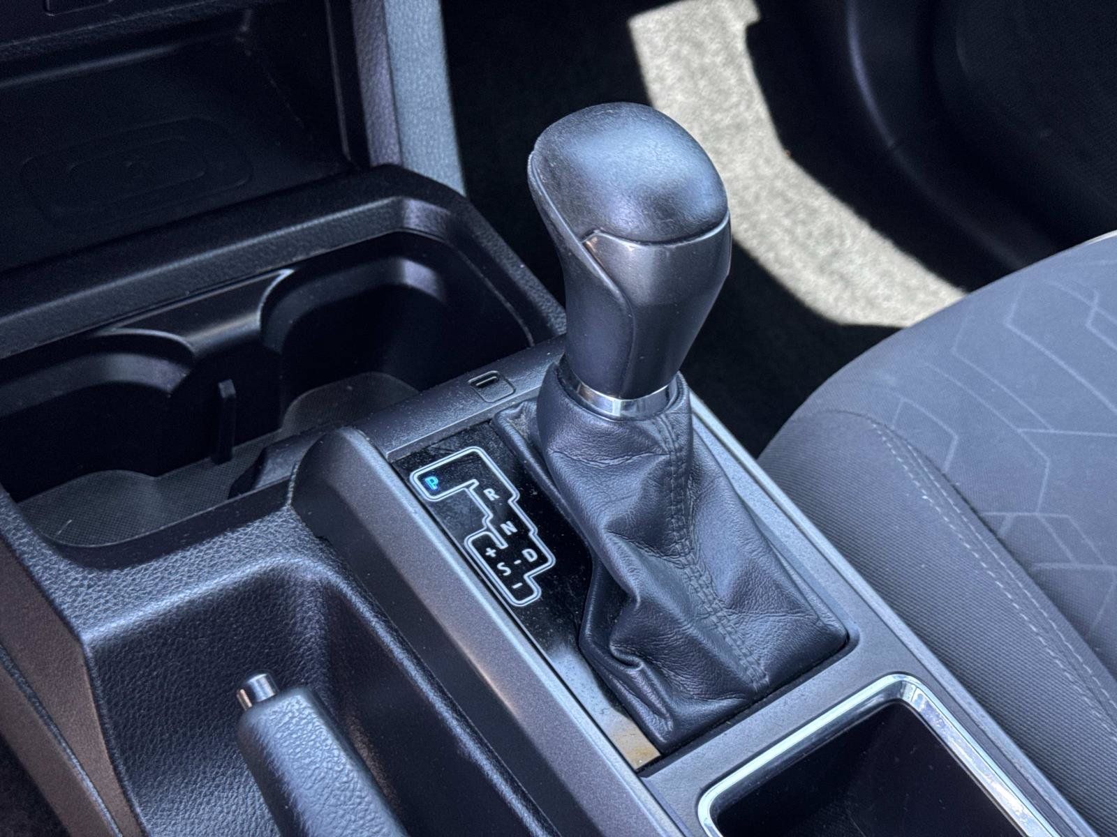 Used 2016 Toyota Tacoma TRD Off-Road w/ Towing Package RWD image 18