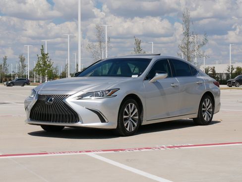Used 2020 Lexus ES 350 w/ Premium Package FWD image 5