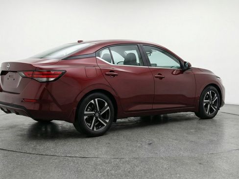 Used 2025 Nissan Sentra SV FWD image 9