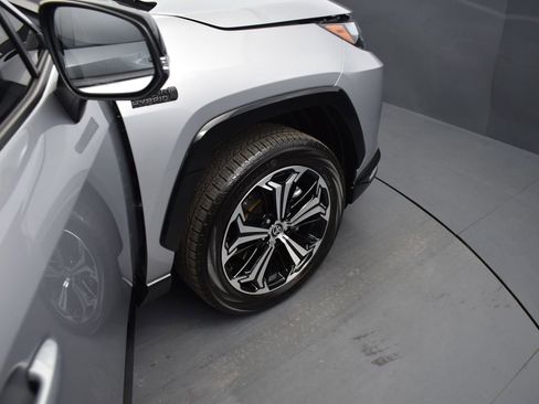 Used 2024 Toyota RAV4 XSE w/ Weather Package AWD/4WD image 20