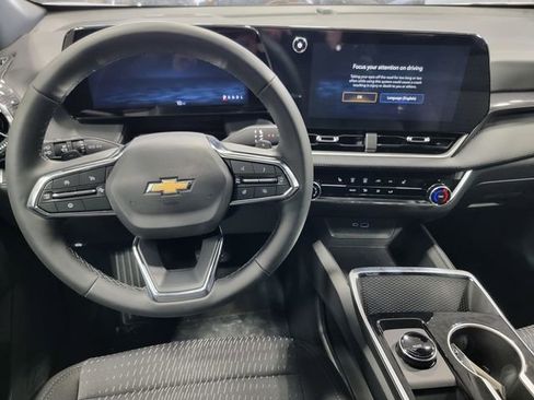 New 2026 Chevrolet Equinox LT FWD image 28