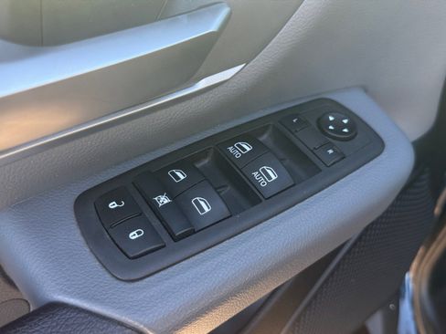 Used 2022 RAM 1500 Big Horn RWD image 15