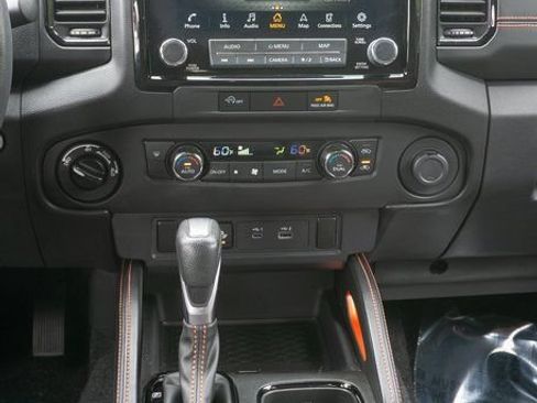 Used 2023 Nissan Frontier PRO-4X w/ Technology Package AWD/4WD image 15