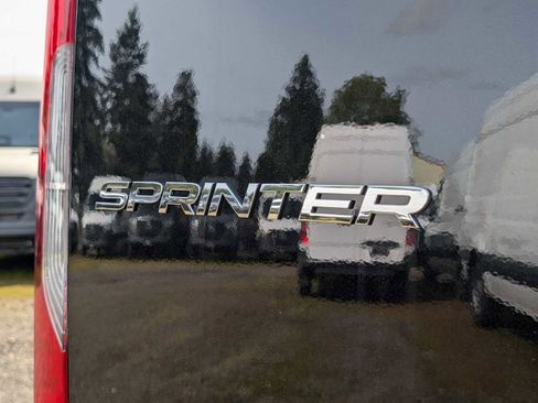 New 2025 Mercedes-Benz Sprinter 2500 image 19
