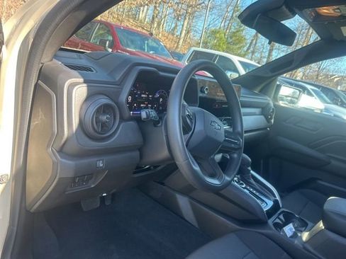 Certified 2024 Chevrolet Colorado Trail Boss w/ Technology Package image 11