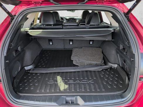 Certified 2025 Subaru Outback Limited image 6