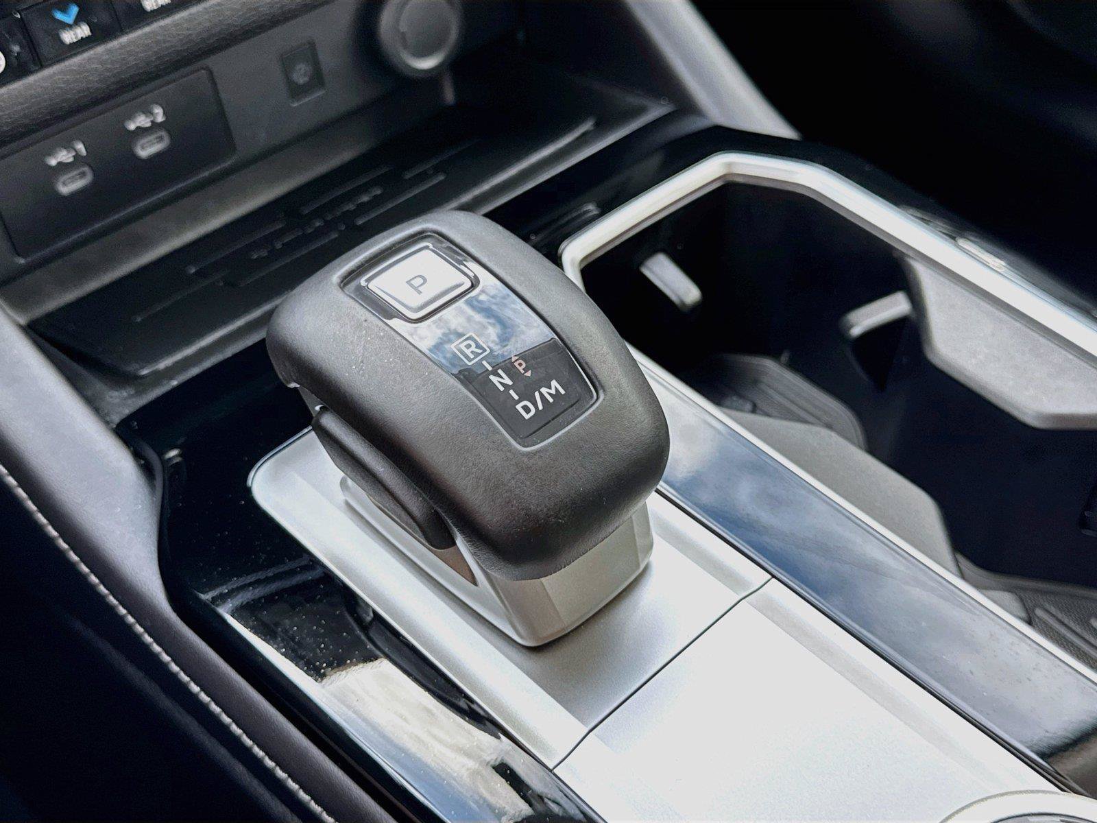 Used 2026 Mitsubishi Outlander SEL FWD image 23