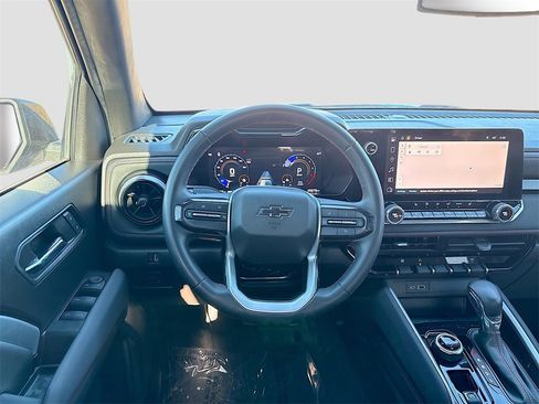 Used 2024 Chevrolet Colorado Z71 w/ Z71 Convenience Package 2 image 22