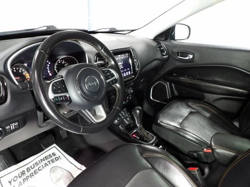 Used 2019 Jeep Compass Limited w/ Safety & Security Group AWD/4WD image 10