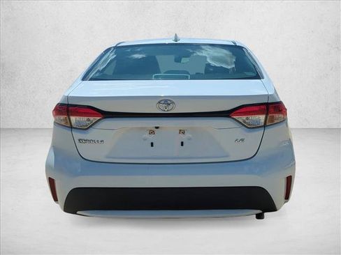 Certified 2021 Toyota Corolla LE FWD image 6