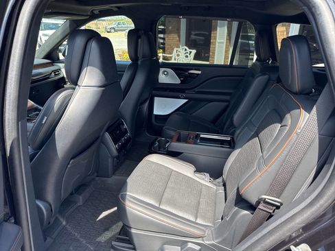 Used 2025 Lincoln Aviator Black Label w/ Jet Appearance Package image 20